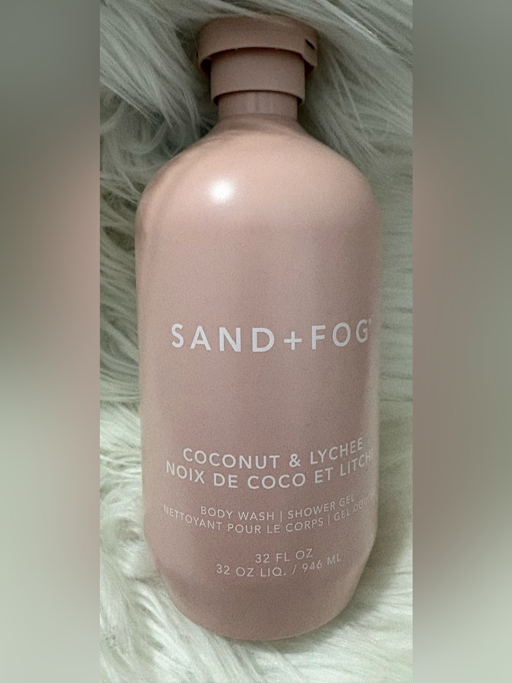 SAND+FOG Coconut & Lychee Body Wash 32 oz